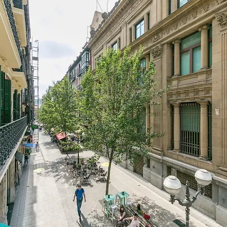 Gran Via 3 By Forever *